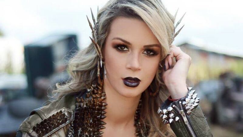 Brenda Hughes responde a críticas de que los "influencers" no aportan nada a la sociedad