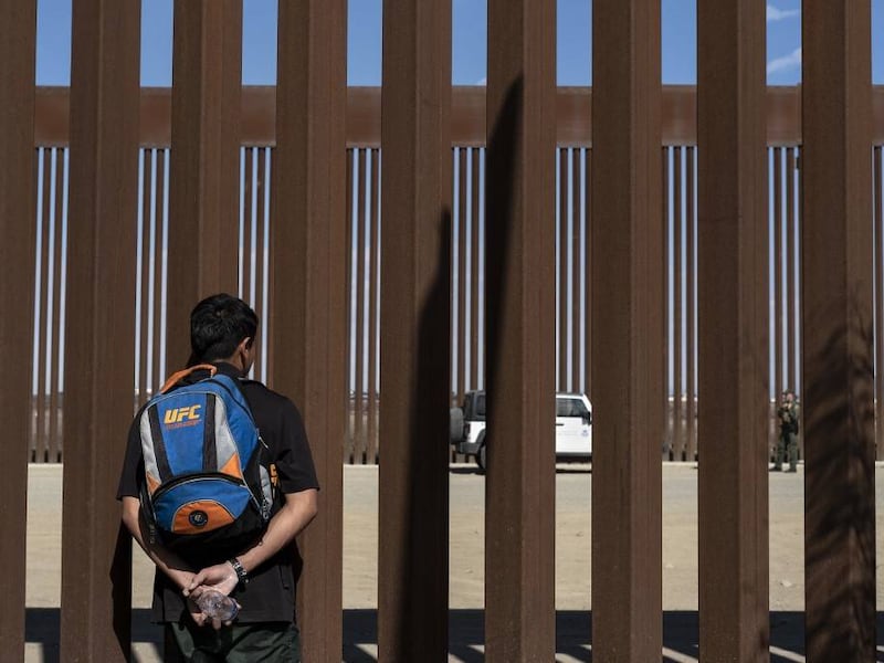 Denuncian “racismo” de autoridades fronterizas estadounidenses contra latinos