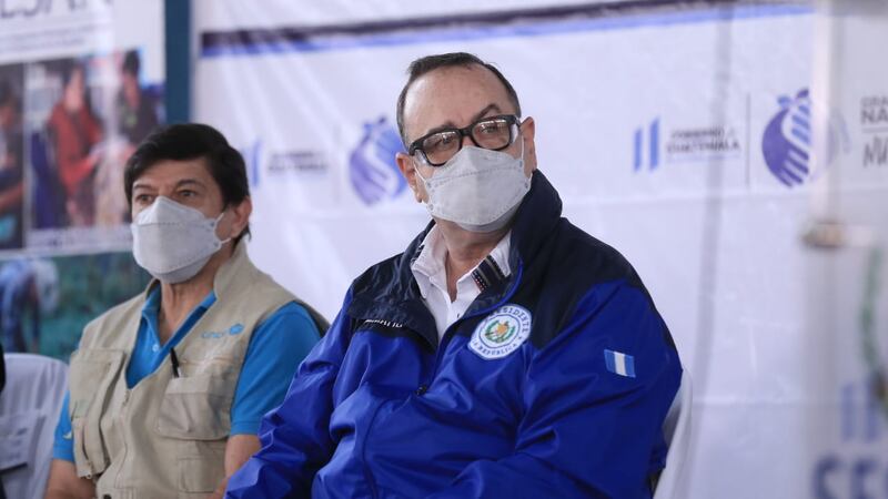 Presidente anuncia laboratorios móviles para realizar hasta 8 mil pruebas de Covid-19 diarias