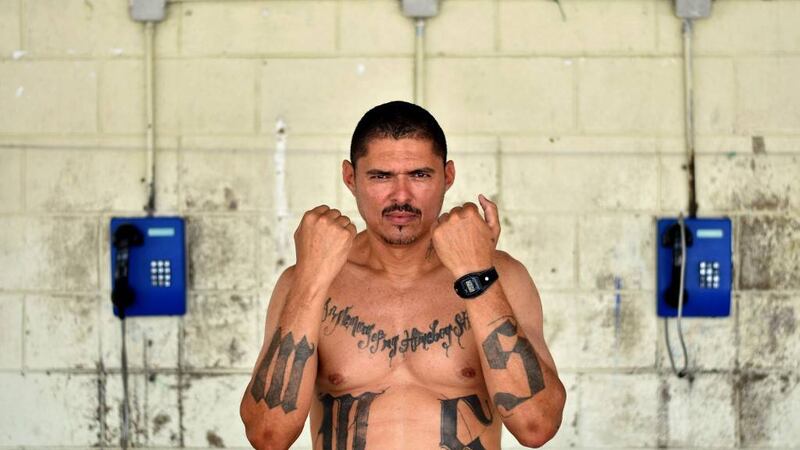 De Los Ángeles a El Salvador, el peligroso recorrido de un expandillero preso