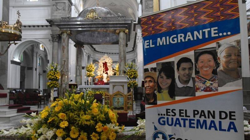 Realizan misa en Catedral en memoria de migrante guatemalteca fallecida en frontera de EE.UU.