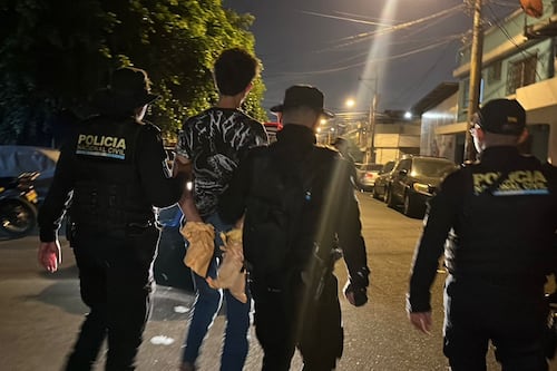 Detienen a “El Largo” por ataque armado contra taxista en la zona 12