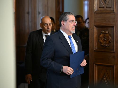 Ejecutivo comienza la revisión de 76 expedientes de aspirantes a la CC