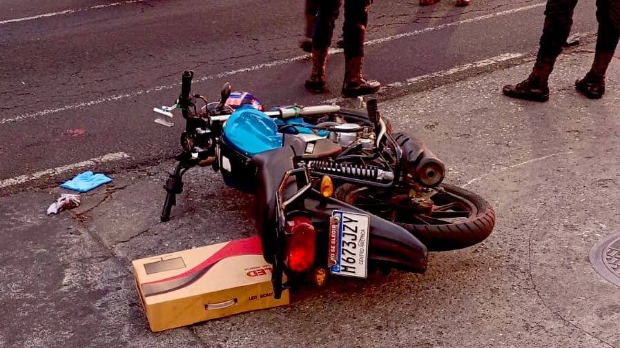 Incidente armado deja un motorista herido. Foto: Amilcar Montejo