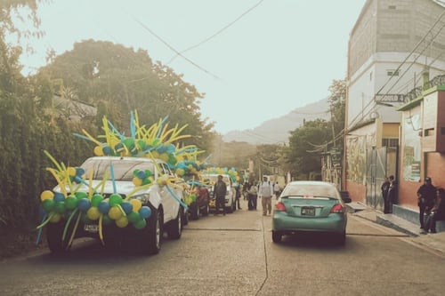 Caravana de graduandos recorrerá zonas 1, 2 y 10 de San Miguel Petapa