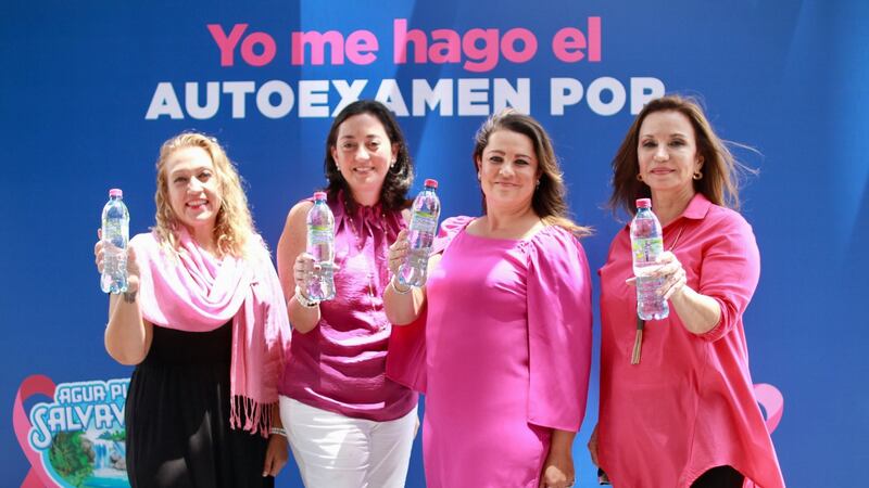 Agua Pura Salvavidas busca la prevención del cáncer de mama