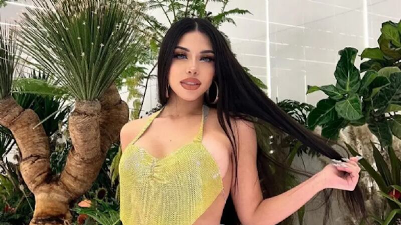 Blogger filtraría lista de futbolistas casados que le escriben