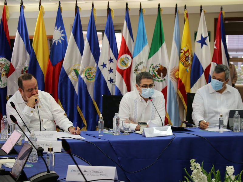 BCIE, anuente a colaborar en la reconstrucción de Centroamérica