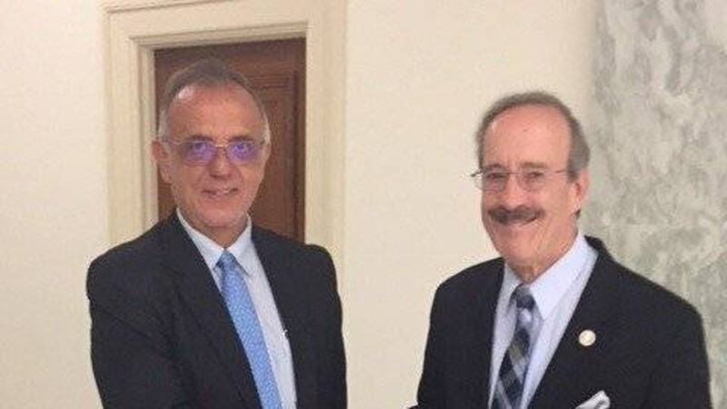 Congresista de EEUU "profundamente impresionado" por visas revocadas al personal de Cicig