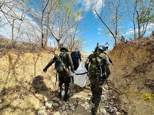 Soldados encuentran cadáver de mujer en los alrededores de la cárcel de Zacapa “Los Jocotes”