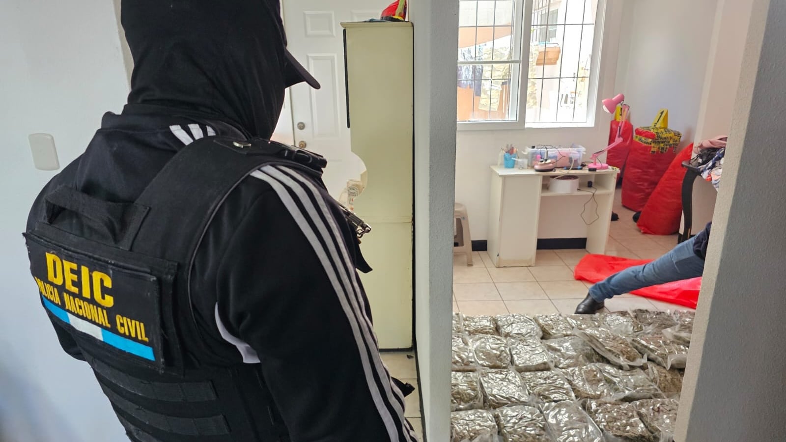 La diligencia fue ejecutada por investigadores de la División Especializada en Investigación Criminal (DEIC). Foto: PNC