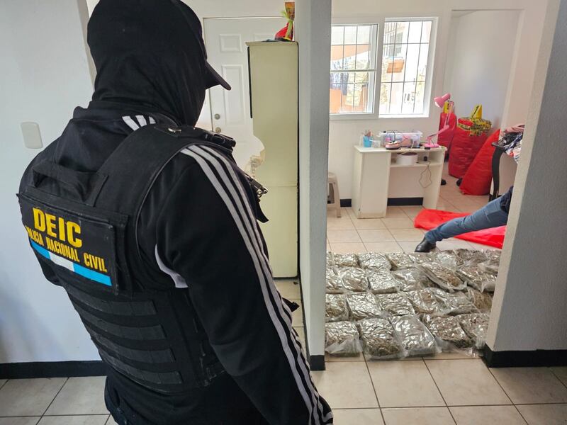 Cae presunto distribuidor de droga en Chinautla; incautan estupefacientes valorados en más de Q2 millones