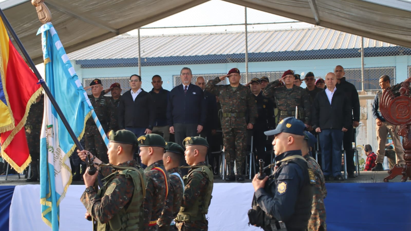 El presidente Bernardo Arévalo oficializa el estado de Prevención en la zona 18 con la Operación Centinela Metropolitano.