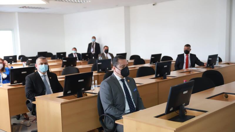 Aspirantes a fiscal general realizan prueba sicométrica