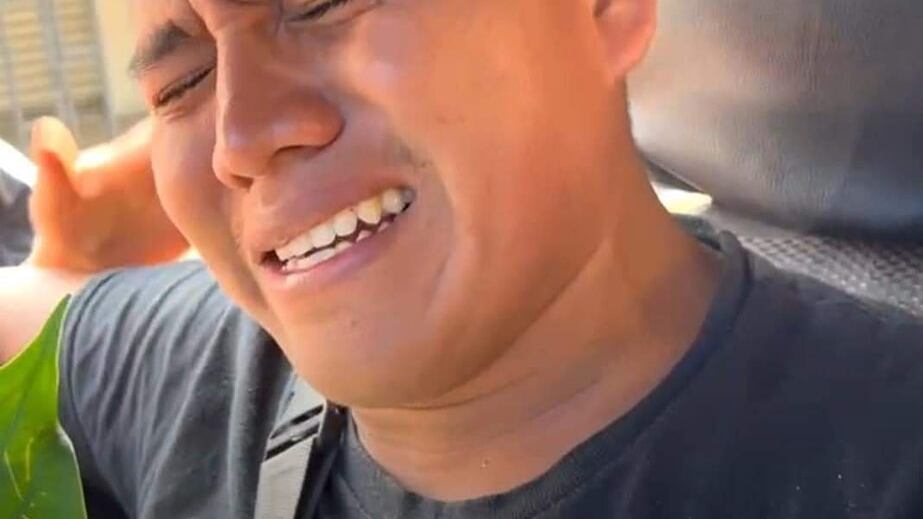 Carlos Pop, hermano de Farruko Pop.