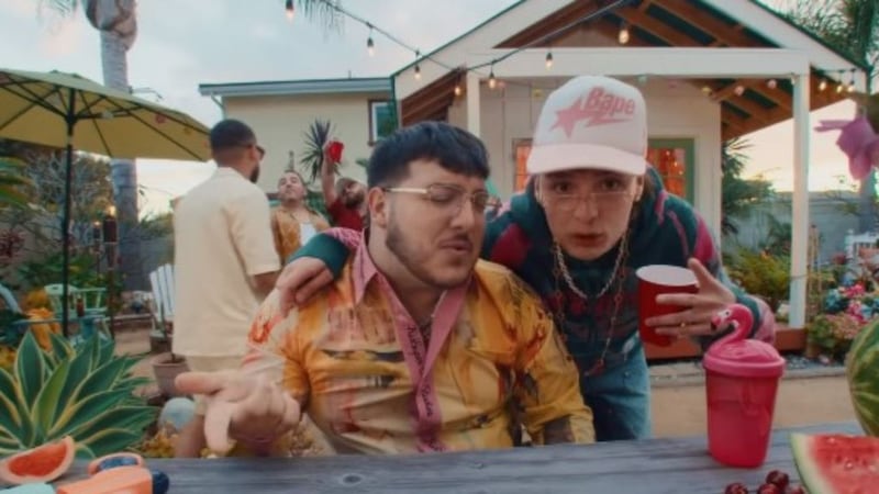 Peso Pluma y Grupo Frontera cautivan a fans con nueva colaboración