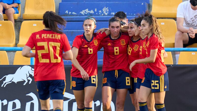 Jugadoras renuncian a la selección española por inconformidad con técnico