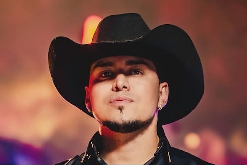 VIDEO. Así ocurrió el accidente de avión donde falleció un famoso cantante colombiano que soñó con su muerte