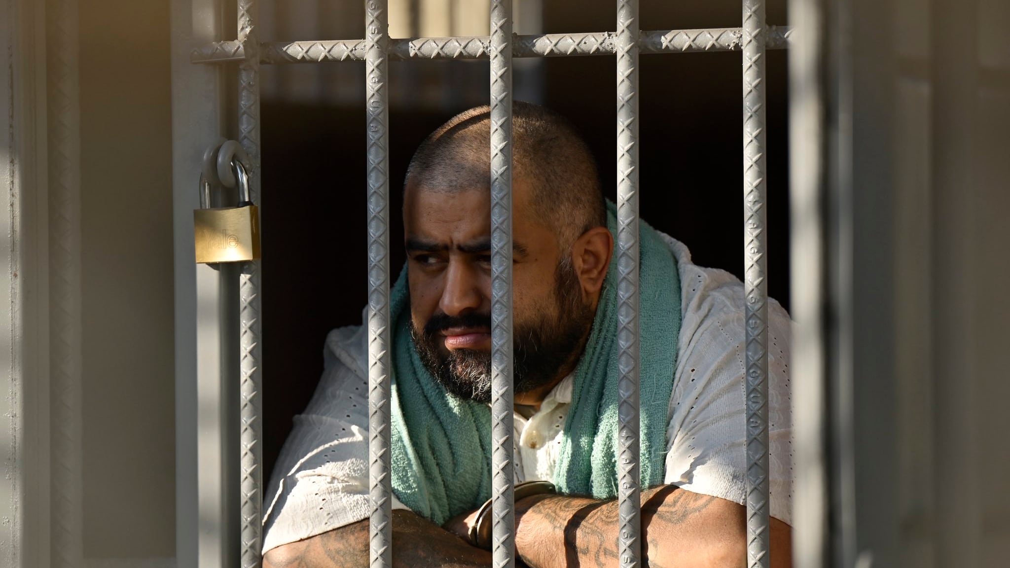 Sin privilegios, así fueron trasladados los integrantes del Barrio 18. Foto: Gobierno de Guatemala.