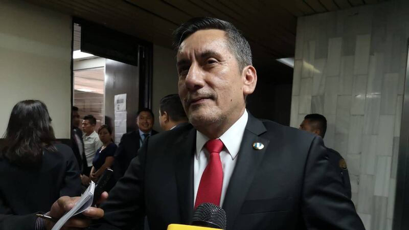 Más de 40 exlegisladores no reelectos demandarán pago de su indemnización