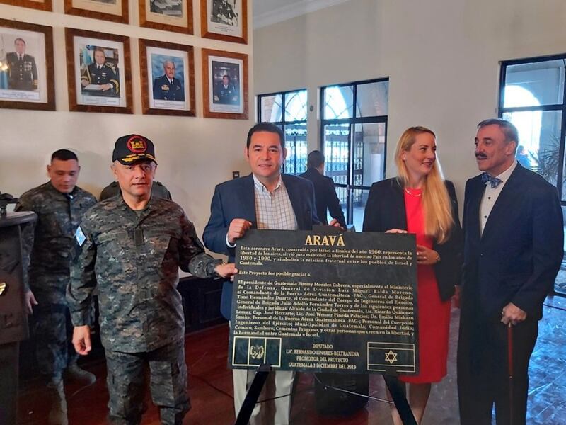 Morales lamenta no haber podido comprar los aviones Pampa III
