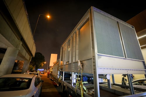 Aeropuerto La Aurora completa renovación de aire acondicionado con nueva torre de enfriamiento