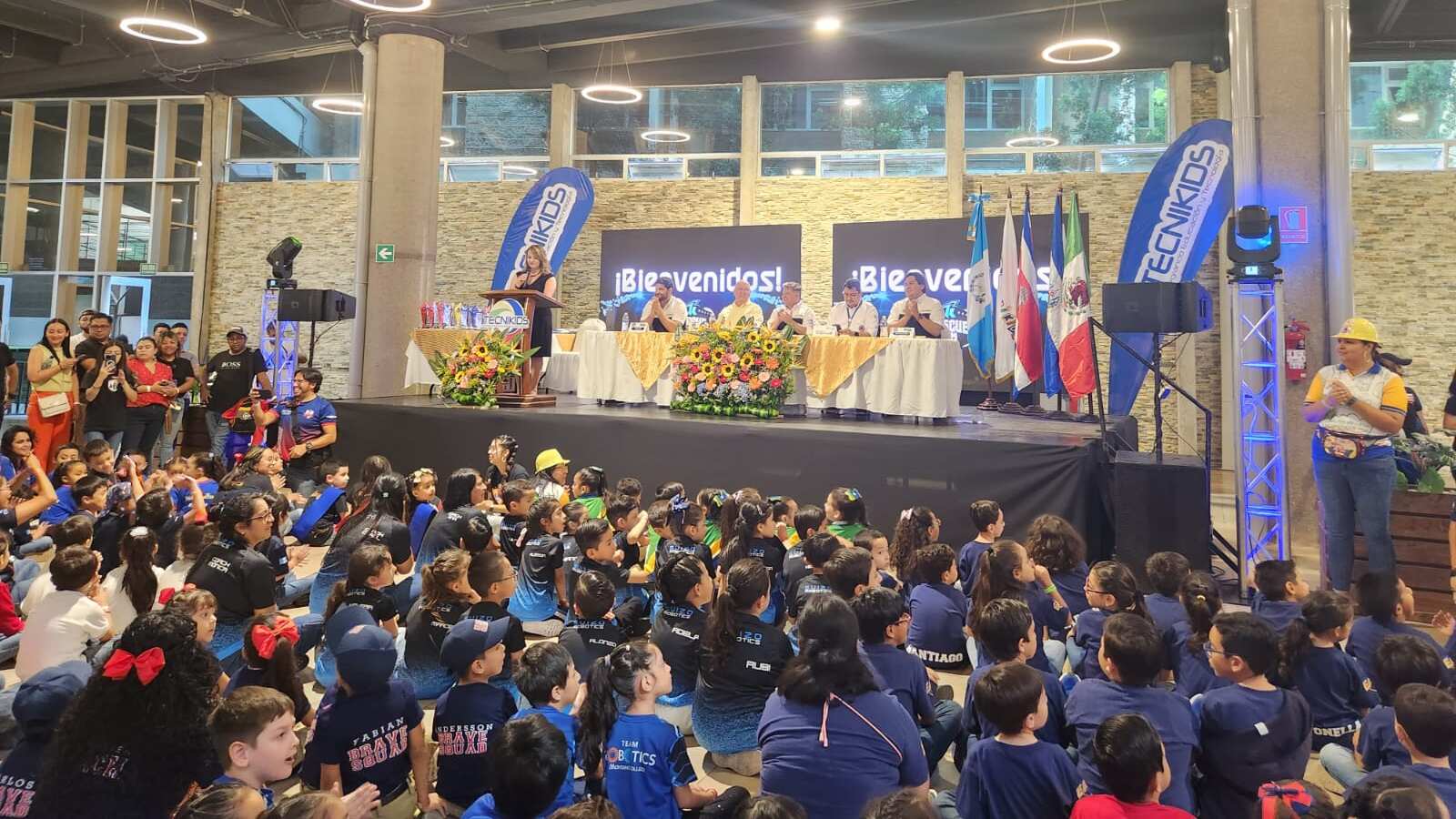 La temática de la 16 edición del campeonato de Robótica de este año fue "Desastres naturales".