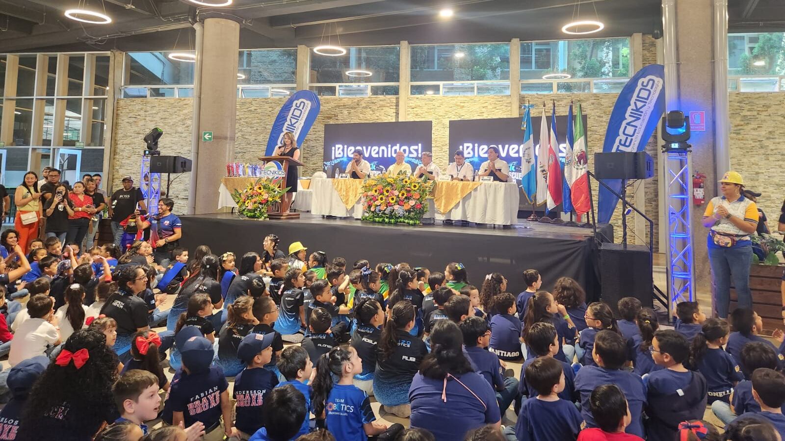 La temática de la 16 edición del campeonato de Robótica de este año fue "Desastres naturales".