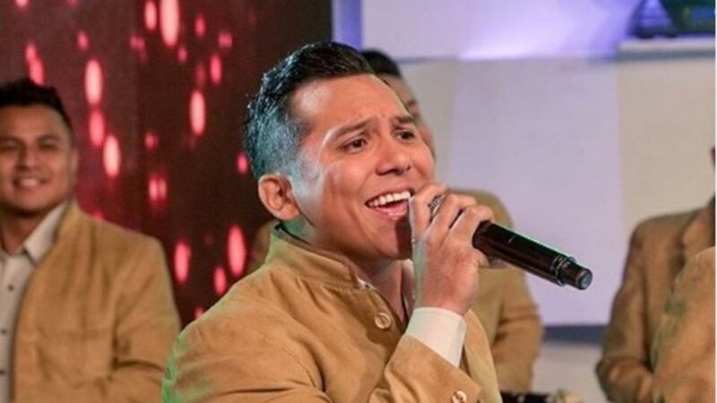 Edwin Luna revela cómo se veía en la secundaria y asombra con su cambio