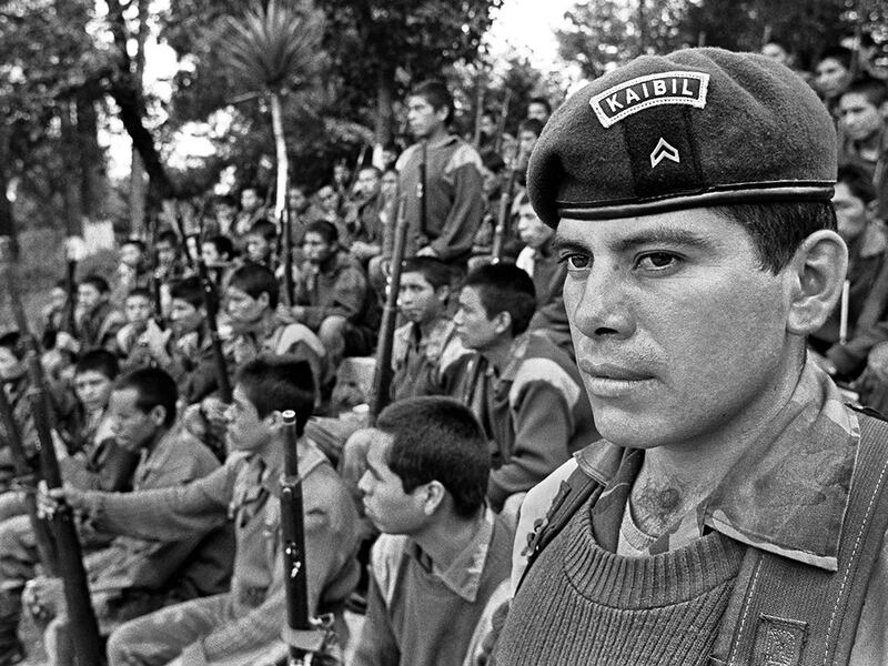 Gobierno reitera su responsabilidad con las personas que presentaron servicio militar en el conflicto armado interno