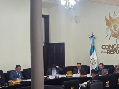 Postuladora del TSE evalúa tachas contra 38 aspirantes en fase crítica del proceso