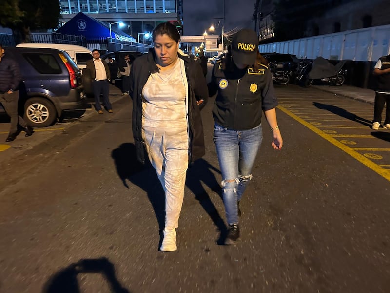 Capturan a pareja del “Snyper”, uno de los regos fugados de Fraijanes II