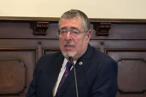 Bernardo Arévalo cuestiona exclusión del ministro Marco Villeda en la Postuladora del MP