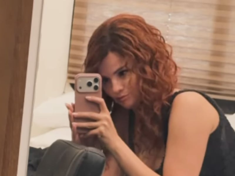 ¡Es otra! Selena Gomez reaparece con radical cambio de look pelirrojo que hizo estallar las redes