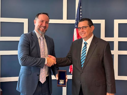 Gabriel García Luna recibe distinción de Homeland Security Investigations