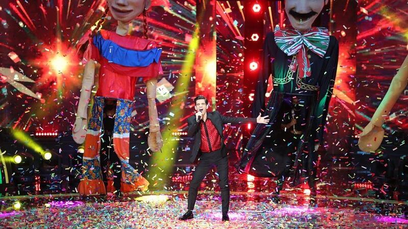 Nelson Carreras hace magia en La Academia a pesar de “sus desafinaciones”