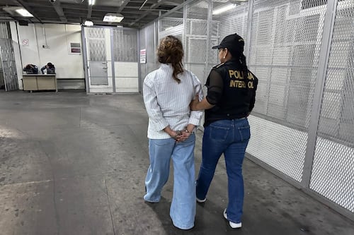 Mujer deportada de EE. UU. a Guatemala es detenida por el asesinato de su esposo