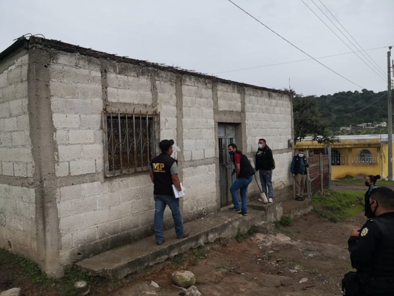 Realizan operativo por muerte de esposos en Jalapa