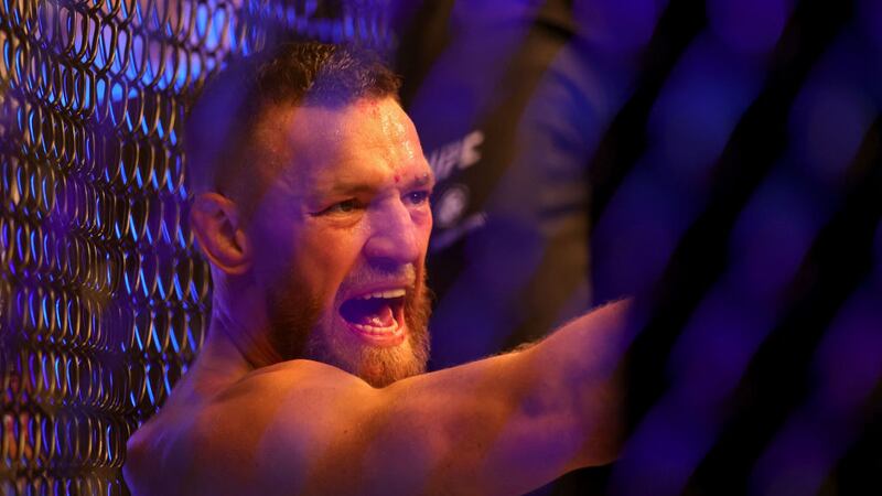 VIDEO. Conor McGregor sufre escalofriante lesión ante Dustin Poirier