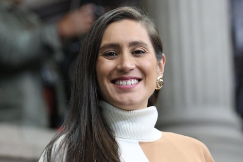 “Te esperamos”: diputada Karina Paz presume fotos de su embarazo