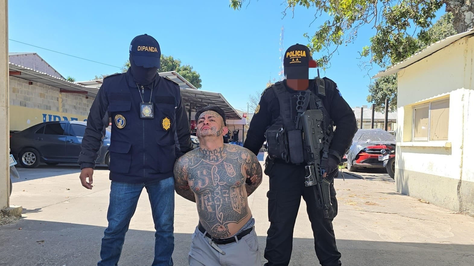 Carlos Agustín Reyes Popol, alias “Bufón”, peligroso terrorista del Barrio 18. Foto: PNC