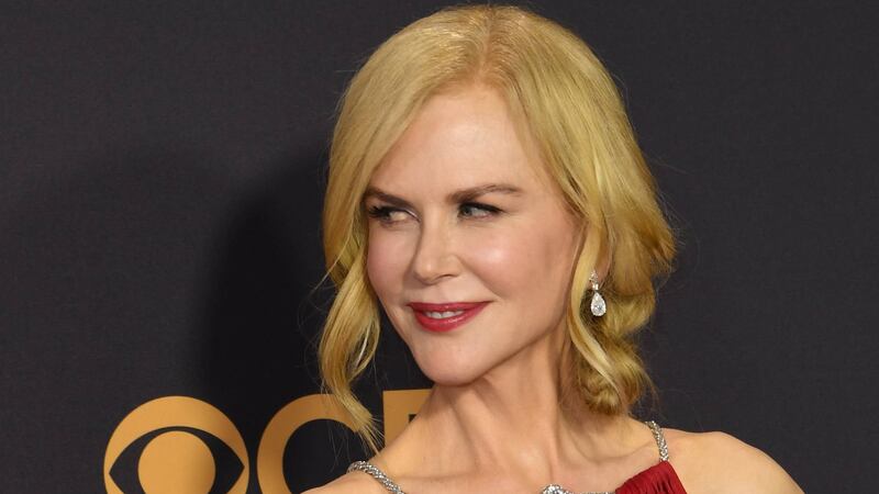 El polémico beso que le dio Nicole Kidman a otro hombre mientras su esposo estaba a la par