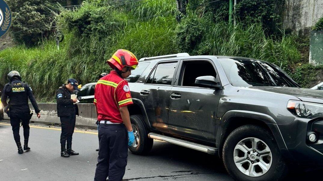Pareja emboscada en carretera a El Salvador