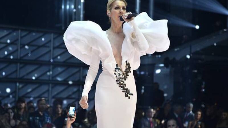 VIDEO. Celine Dion emociona a todos al interpretar "My Heart Will Go On"