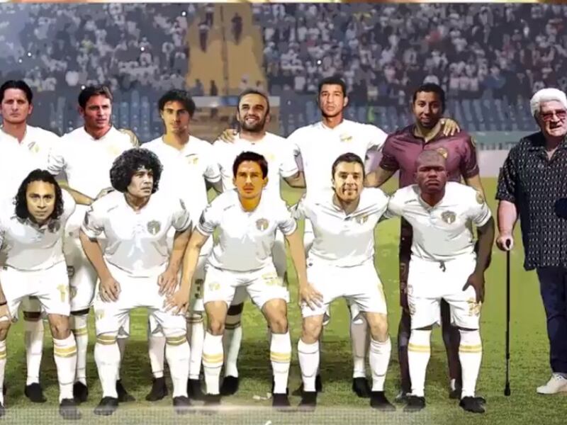 VIDEO. Aficionados cremas escogen al once histórico de Comunicaciones