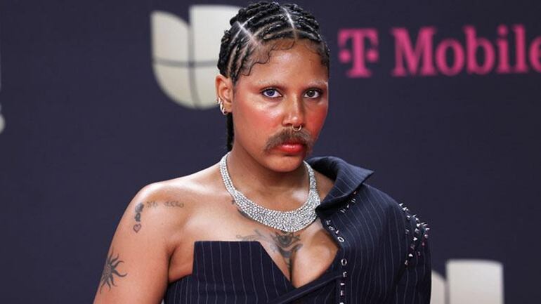 Cantante Tokischa denuncia que no la dejan mudarse a República Dominicana