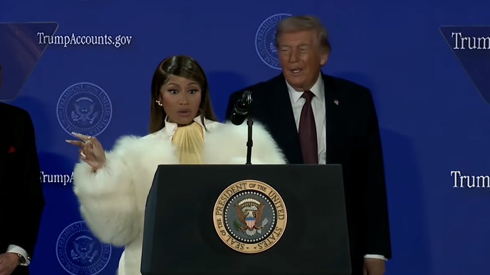 Nicki Minaj habla en la Cumbre de Cuentas de Trump