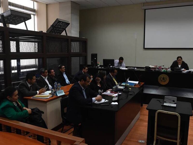 FECI confirma que no apelará fallo que beneficia a implicados en caso Financiamiento UNE