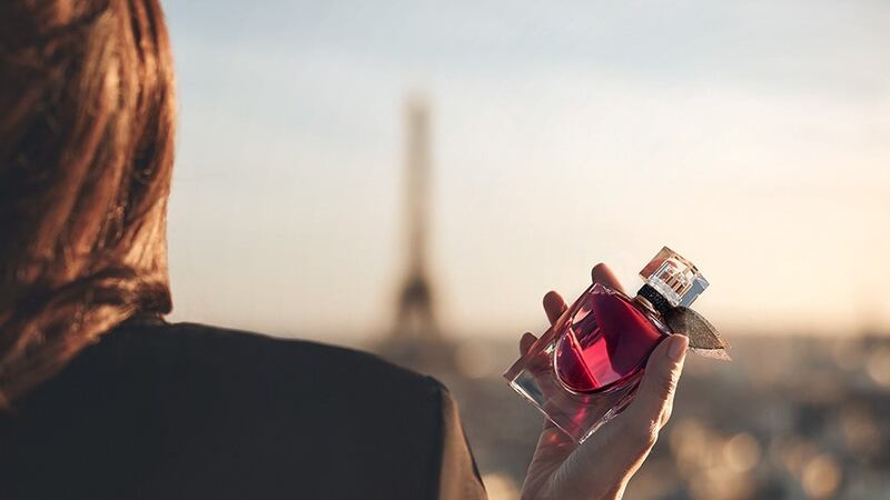 La Vie Est Belle L’Elixir : Una fragancia con aroma fascinante y que empodera a seguir tu propio camino