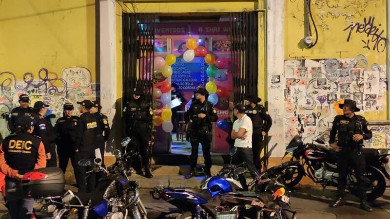 El restaurante Shai Wa, ubicado en la esquina de Casa Presidencial, fue uno de los sancionados. Foto MSPAS
